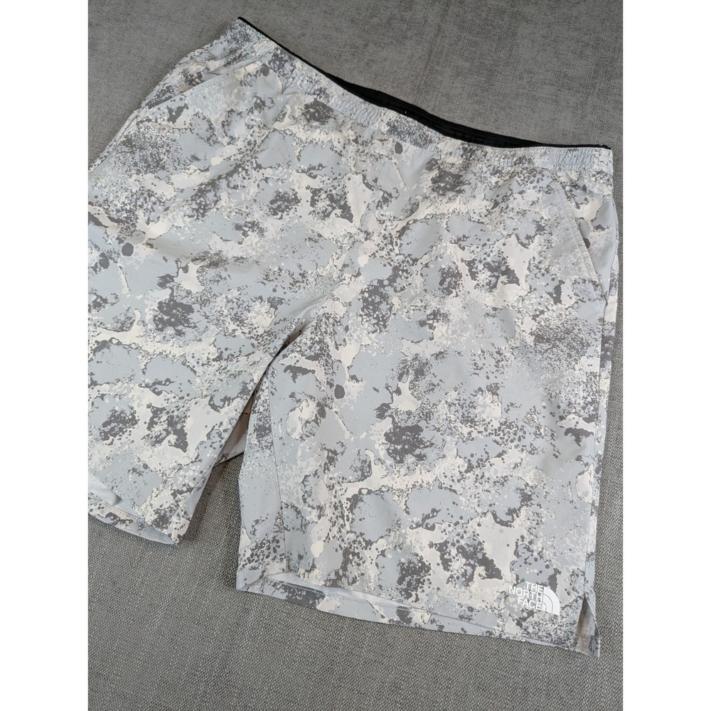 The North Face Shorts Mens 2XL Gray Big Wander 2.0 High Rise Performance Long
